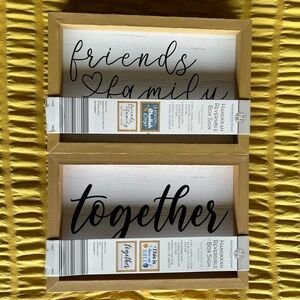 🌟⭐️SALE!!⭐️🌟 BRAND NEW Set of Reversible Wooden Box Signs